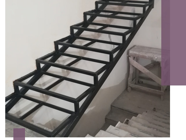 Демонтаж лестниц на металлокаркасе в Амурске: быстрый вывоз и разбор