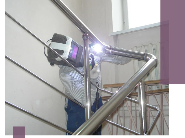 Монтаж перил и ограждений качественно в Амурске