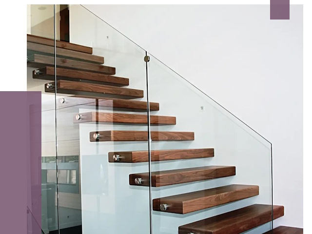 Стеклянные перила для лестницы в Амурске от 14981 руб.