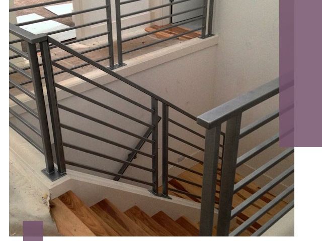 Изготовление поручней из металла и дерева в Амурске