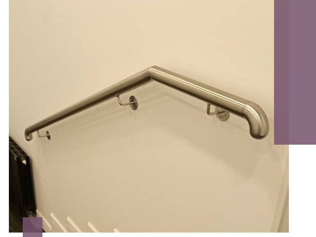 Изготовление пристенных поручней в Амурске под ключ за сроки