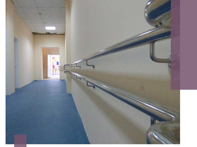 Поручни для инвалидов в Амурске: изготовление и монтаж